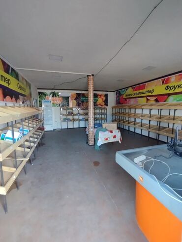 сдаю дом на долгий срок: Сдаю помещение в Лебединовке по трассе. Ориентир гипермаркет "Азия"