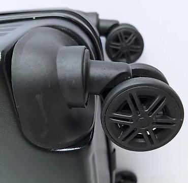 Putni koferi i torbe: Tvrdi kofer sa motivom superjunaka – kabinski format - Materijal — 4