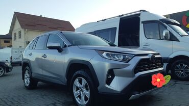 Toyota: Toyota RAV4: 2019 г., 2.5 л, Типтроник, Бензин, Кроссовер