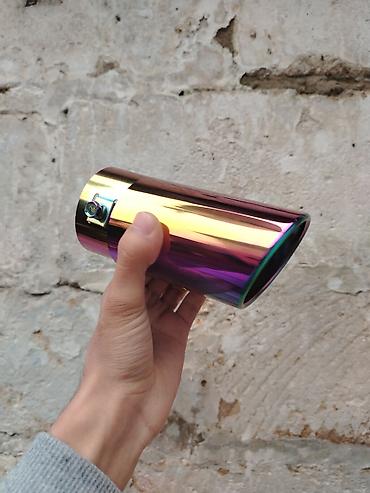 avto aksesuarlar topdan satış: Avtomobil egzoz başlığı – universal, göy qurşağı (neochrome) rəngli — 1
