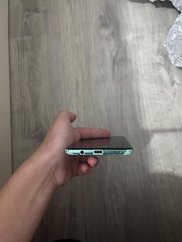 телефон fly f: Samsung Galaxy A51, цвет - Голубой, Две SIM карты — 3