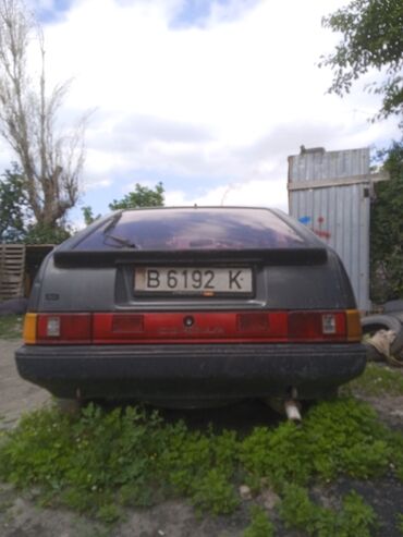 очень срочно нужны: Toyota Corolla: 1987 г., 1.3 л, Механика, Бензин, Хэтчбэк
