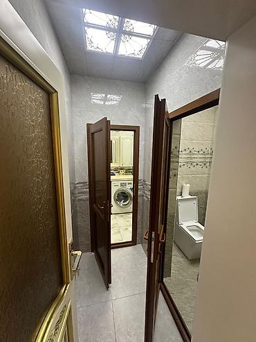 Uzunmüddətli kirayə mənzillər: İcarəyə verilir 3 otaqlı yeni tikili 137 m², İnşaatçılar m. Qələbə — 10
