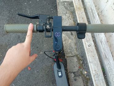 nerd taxta qiymeti: Elektrikli skuter - Rəqəmsal LED displey: sürət (km/saat), rejim