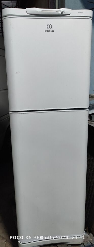 продать бу холодильник: Холодильник Indesit, Б/у, Двухкамерный, No frost, 60 * 185 * 60