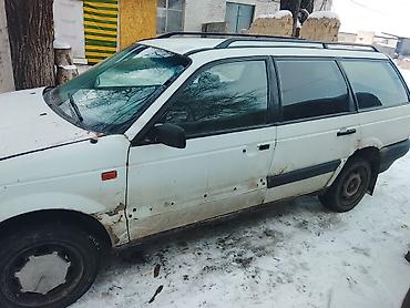 Volkswagen: Volkswagen Passat: 1989 г., 1.8 л, Механика, Газ, Универсал — 1