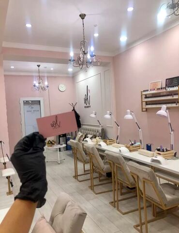 продам помещение под салон красоты: Продаю Маникюрный салон 36 м², 1 комната, С ремонтом, С оборудованием, Многоэтажное жилое здание, 1 линия