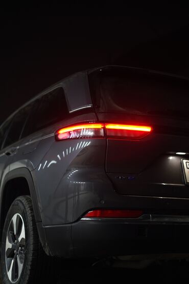 Jeep: Jeep Grand Cherokee: 2022 г., 3 л, Автомат, Бензин, Внедорожник — 5