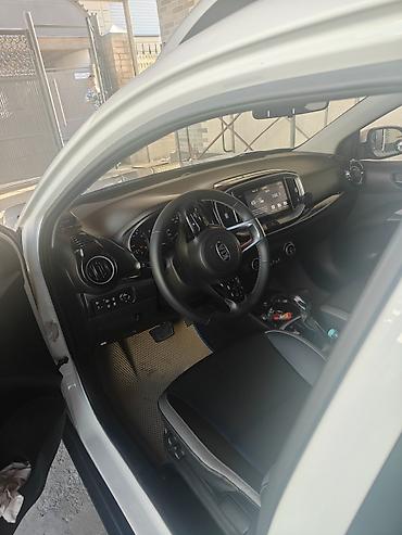 arizzo 8: Kia Stonic: 2020 г., 1.4 л, Автомат, Газ, Кроссовер — 7