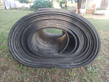 Ostalo: Gumena transportna traka širine 80cm, dužine 17,5. Veoma dobra traka — 12