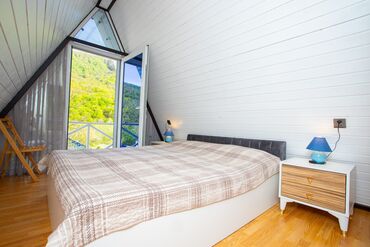 Bağ evlərinin kirayəsi: 130 kv. m, 4 otaqlı, Kombi — 16