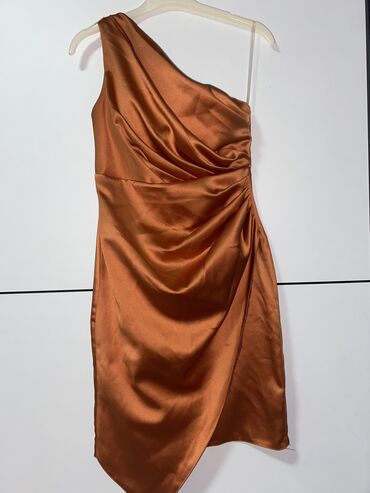 haljine sa dubokim šlicem: M (EU 38), Večernji, maturski, Drugi tip rukava