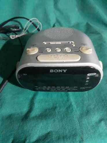 Ostala elektronika: Radio,alarm,sony
