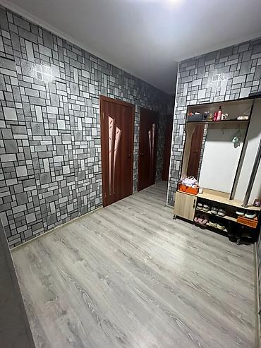 Продажа коттеджей и домов: Продаётся мансардная двухкомнатная квартира на 6 этаже. Общая площадь — 6