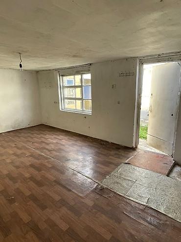 Бөлмөлөрдү ижарага берүү: 25 м², Эмерексиз — 2