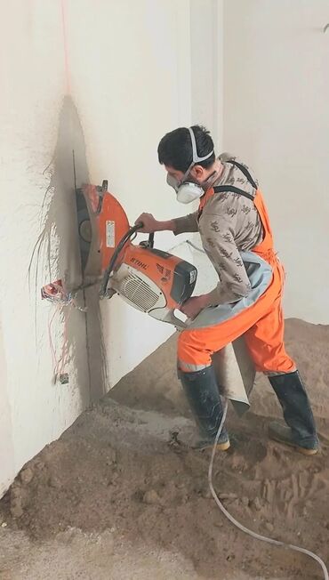 Beton işləri: Beton və daş kəsimi xidməti - Deşmə, kəsim və açılışların — 2