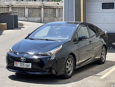 prius: Toyota Prius: 2017 г., 1.8 л, Вариатор, Гибрид, Лифтбек — 1