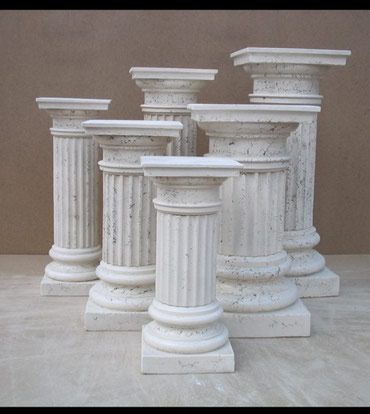 Сары-Таш, Травертин: Декор колоны арки