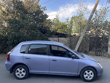 Honda Civic: 2001 г., 1.5 л, Вариатор, Бензин, Хэтчбэк