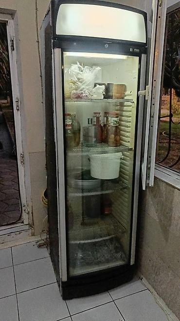 hoffmann sg 400dls: Vitrin tipli kommersiya soyuducusu – UĞUR brendi - Şüşə qapılı, içi — 1