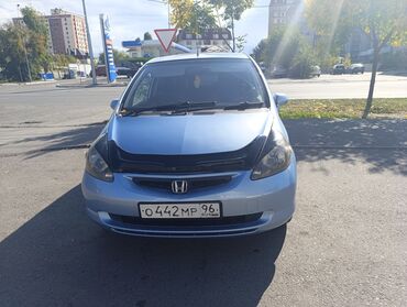 Honda: Honda Fit: 2002 г., 1.3 л, Вариатор, Бензин, Седан