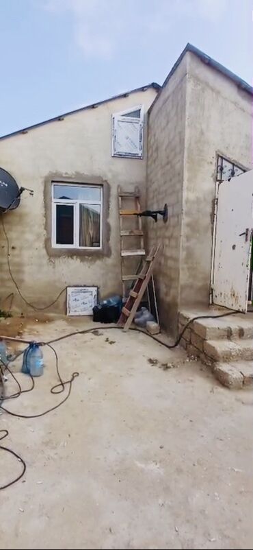 Həyət evləri və villaların satışı: Makler deyiləm öz evimdir. Ev Binə sovxozda kanal üstü deyilən ərazidə — 9