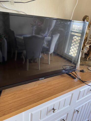 smart televizor satilir: İşlənmiş Televizor 82" Ünvandan götürmə