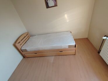 Kreveti: Drveni krevet u boji svetlog drveta,Parena Bukva, dizajniran da — 3