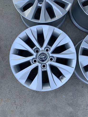 5 110: Литые Диски R 15 Toyota, Комплект, отверстий - 5, Б/у — 5