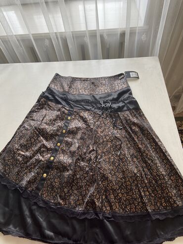 Личные вещи: Необычная юбка с леопардовым принтом и гипюром, абсолютно новая