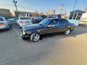 Mercedes-Benz: Mercedes-Benz E-Class: 1994 г., 2.8 л, Автомат, Газ, Седан