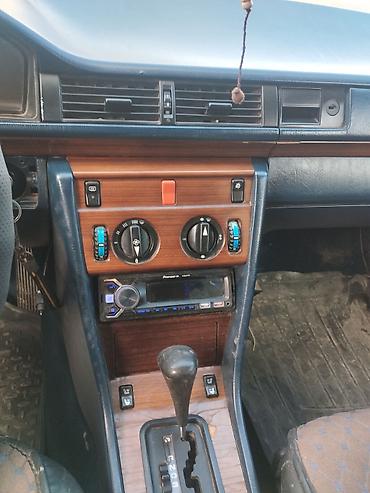 порш 911 турбо с: Mercedes-Benz W124: 1990 г., 2.3 л, Автомат, Бензин, Седан — 6