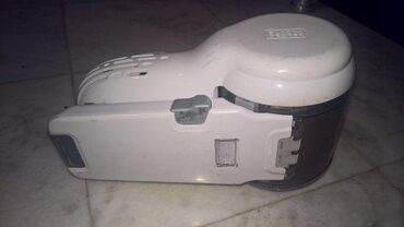 Ručni usisivači: Black and Decker PV1820L 18v Lithium ion Pivot Dustbuster ID Oglasa — 4