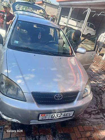 Toyota: Toyota Corolla: 2004 г., Механика, Бензин, Хэтчбэк — 1