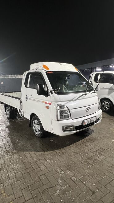 Hyundai: Hyundai Porter: 2020 г., 2.5 л, Механика, Дизель