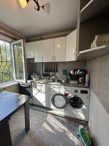 продам квартиру в кара балта кв победа 3 х комнатную: 3 комнаты, 58 м², 104 серия, 3 этаж, Старый ремонт