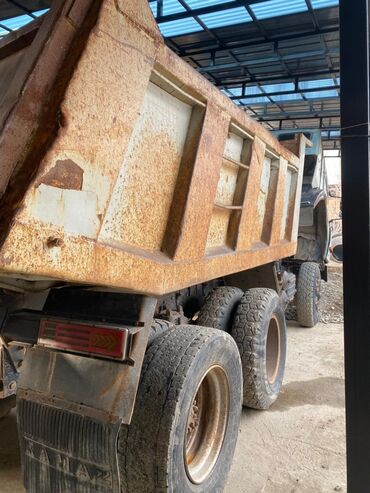 Другой строительный транспорт: Самосвал КАМАЗ 6x4 - Конфигурация: трехосный самосвал, формула 6×4 - — 9