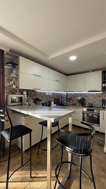 купить дом в бишкеке дёшево: 4 комнаты, 100 м², 7 соток, Аламедин (ГЭС-2), Риэлтор — 8