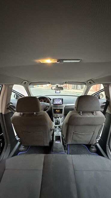 Opel: Opel Astra: 1.4 l | 2024 il 262 km Hetçbek — 1