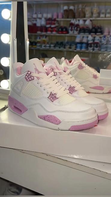 cactus jack: Кроссовки, 38, Air Jordan, Новый, цвет - Белый, Платная доставка — 1