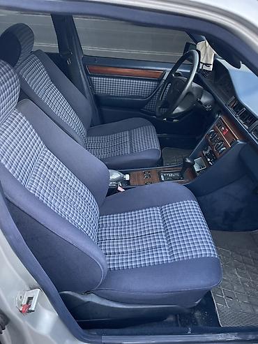 terrano 2: Mercedes-Benz E-Class: 1994 г., 3.2 л, Автомат, Газ, Седан — 9
