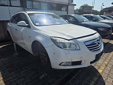 audi a4 b7: OPEL INSIGNIA 170KS 2012. GOD. - KOMPLETAN AUTO U DELOVIMA | Opel — 2