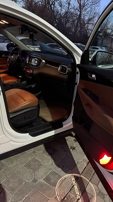 Kia: Kia Sorento: 2018 г., 2 л, Дизель, Кроссовер — 11