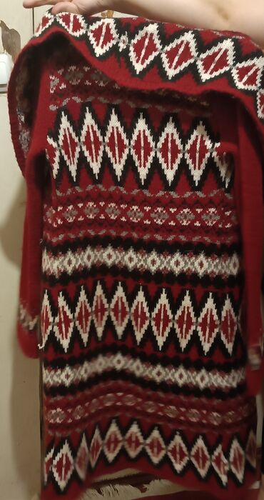 kişi üçün trikotaj sviterlər: Женский свитер XL (EU 42), цвет - Красный