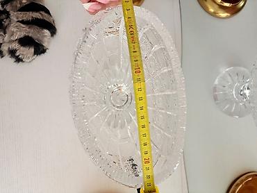 23 sm xrusdaldir.Hec bir deffekti,cizigi yoxdur.yeni kimidir