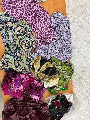 швейная машина baoyu: Продаю отрезы на платья /ткани/ недорого по договорной цене. Көйнөктүк