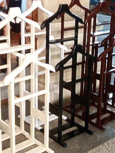 Оборудование для магазинов: Asılqanlar. Yeni. Ünvan Amay ticarət mərkəzi ağ şəhər maqazin 225 — 2