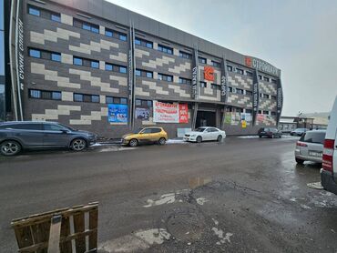 помещение бутик: Продаю Бутик В торговом центре, 30 м²