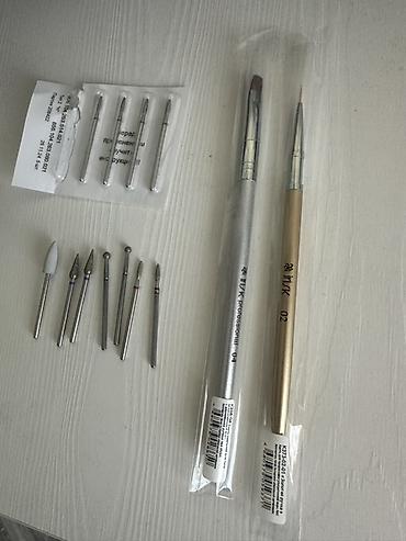 Manikür, pedikür aparatları: Peşəkar manikür üçün tam dəst Tərkib: - Strong 210 frez aparatı – — 8