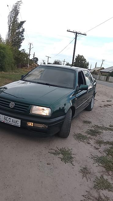 Продажа авто: Volkswagen Vento: 1996 г., Механика, Бензин, Седан — 5